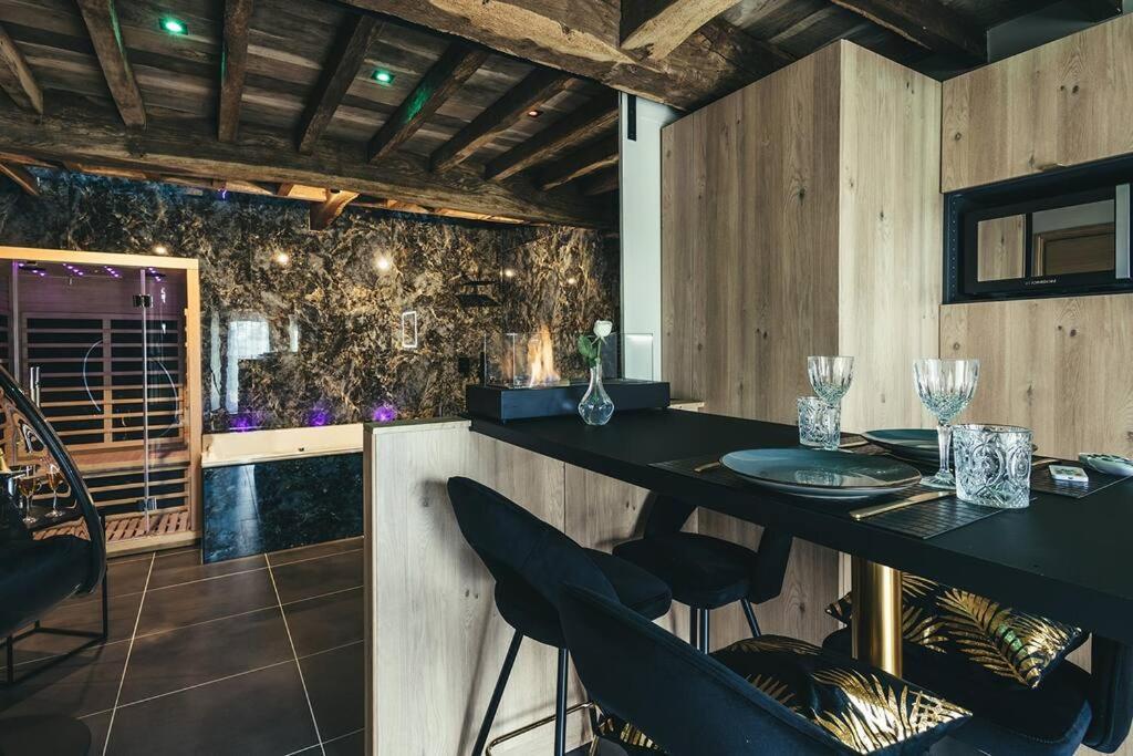 Le Duplex De L'Etoile Home Cinema Jacuzzi Et Sauna Privatif Longmesnil Екстериор снимка